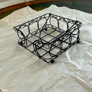 Wire/metal napkin holder ~ excellent condition